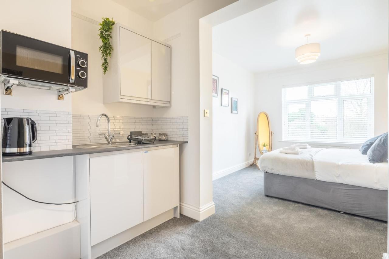 Private Room 5 With Kitchenette By Cb Stays No Minimum Stays CBG Extérieur photo